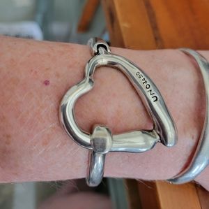 Uno de 50 heart bracelet
